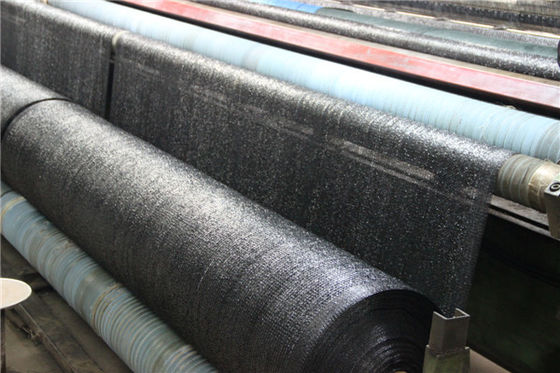 Weißer grüner gestrickter Schatten-Stoff 50 30 40 80 Prozent-Hinterhof